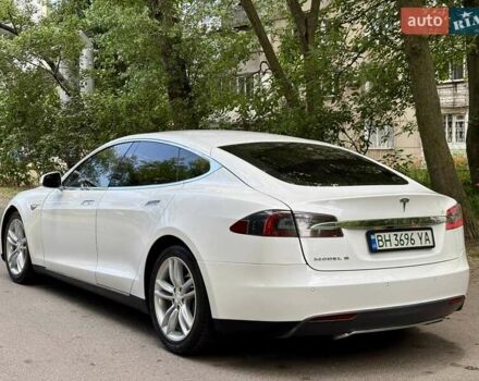 Білий Тесла Модель С, об'ємом двигуна 0 л та пробігом 103 тис. км за 14600 $, фото 24 на Automoto.ua