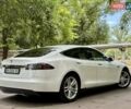 Белый Тесла Модель С, объемом двигателя 0 л и пробегом 103 тыс. км за 14600 $, фото 40 на Automoto.ua