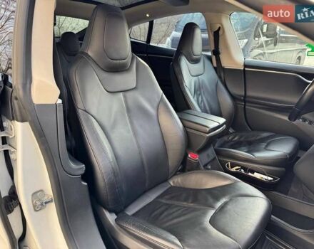 Белый Тесла Модель С, объемом двигателя 0 л и пробегом 260 тыс. км за 12200 $, фото 21 на Automoto.ua