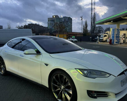Білий Тесла Модель С, об'ємом двигуна 0 л та пробігом 147 тис. км за 15300 $, фото 5 на Automoto.ua
