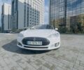 Белый Тесла Модель С, объемом двигателя 0 л и пробегом 240 тыс. км за 13000 $, фото 7 на Automoto.ua