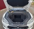 Білий Тесла Модель С, об'ємом двигуна 0 л та пробігом 140 тис. км за 15000 $, фото 13 на Automoto.ua