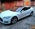 Білий Тесла Модель С, об'ємом двигуна 0 л та пробігом 197 тис. км за 11000 $, фото 1 на Automoto.ua