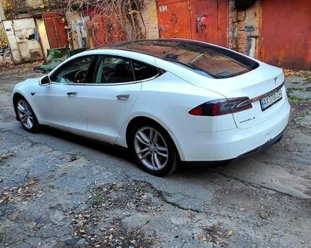 Білий Тесла Модель С, об'ємом двигуна 0 л та пробігом 197 тис. км за 11000 $, фото 5 на Automoto.ua