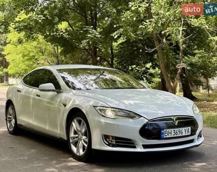 Білий Тесла Модель С, об'ємом двигуна 0 л та пробігом 103 тис. км за 14600 $, фото 9 на Automoto.ua