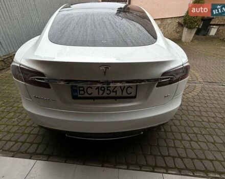 Белый Тесла Модель С, объемом двигателя 0 л и пробегом 213 тыс. км за 13400 $, фото 5 на Automoto.ua