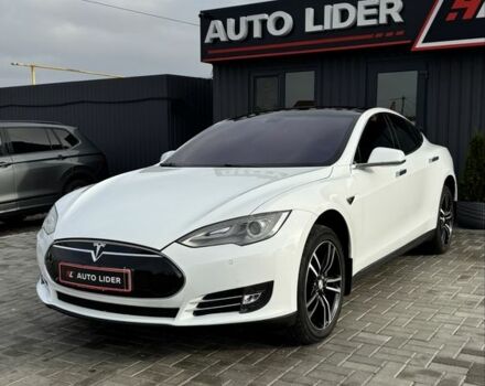 Белый Тесла Модель С, объемом двигателя 0 л и пробегом 189 тыс. км за 15700 $, фото 8 на Automoto.ua
