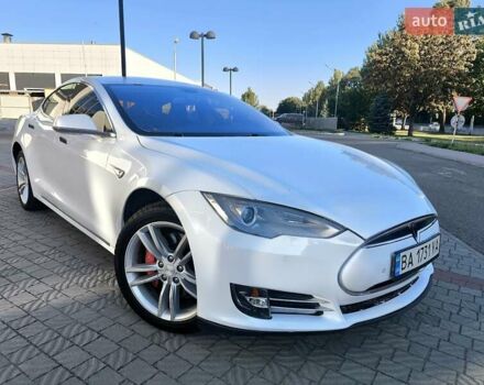 Білий Тесла Модель С, об'ємом двигуна 0 л та пробігом 213 тис. км за 13500 $, фото 1 на Automoto.ua