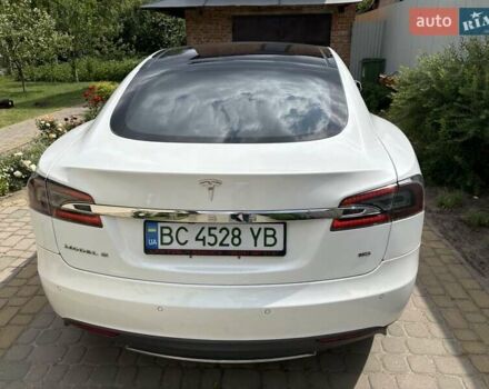 Белый Тесла Модель С, объемом двигателя 0 л и пробегом 188 тыс. км за 13800 $, фото 10 на Automoto.ua