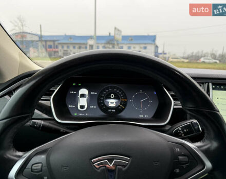 Белый Тесла Модель С, объемом двигателя 0 л и пробегом 217 тыс. км за 11200 $, фото 1 на Automoto.ua