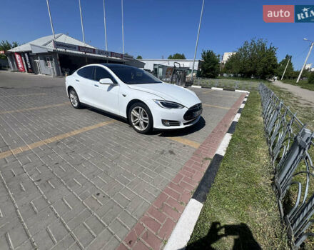 Белый Тесла Модель С, объемом двигателя 0 л и пробегом 260 тыс. км за 15000 $, фото 9 на Automoto.ua
