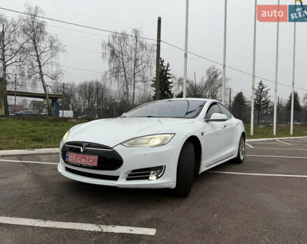 Белый Тесла Модель С, объемом двигателя 0 л и пробегом 217 тыс. км за 11200 $, фото 20 на Automoto.ua