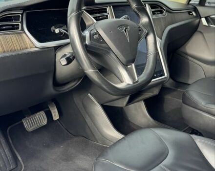 Белый Тесла Модель С, объемом двигателя 0 л и пробегом 189 тыс. км за 15700 $, фото 10 на Automoto.ua