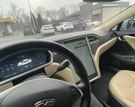 Белый Тесла Модель С, объемом двигателя 0 л и пробегом 150 тыс. км за 17000 $, фото 26 на Automoto.ua