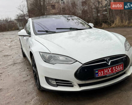 Белый Тесла Модель С, объемом двигателя 0 л и пробегом 400 тыс. км за 8700 $, фото 3 на Automoto.ua