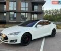 Белый Тесла Модель С, объемом двигателя 0 л и пробегом 258 тыс. км за 13900 $, фото 2 на Automoto.ua