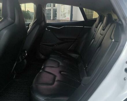 Белый Тесла Модель С, объемом двигателя 0 л и пробегом 213 тыс. км за 11900 $, фото 19 на Automoto.ua