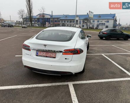 Белый Тесла Модель С, объемом двигателя 0 л и пробегом 217 тыс. км за 11200 $, фото 15 на Automoto.ua