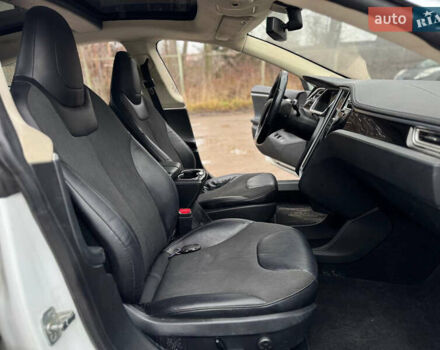 Белый Тесла Модель С, объемом двигателя 0 л и пробегом 400 тыс. км за 8700 $, фото 18 на Automoto.ua