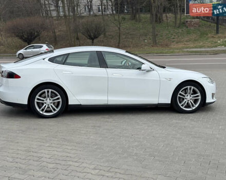 Белый Тесла Модель С, объемом двигателя 0 л и пробегом 257 тыс. км за 14550 $, фото 8 на Automoto.ua