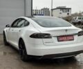 Белый Тесла Модель С, объемом двигателя 0 л и пробегом 393 тыс. км за 7999 $, фото 1 на Automoto.ua