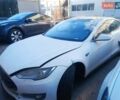 Белый Тесла Модель С, объемом двигателя 0 л и пробегом 125 тыс. км за 6500 $, фото 1 на Automoto.ua
