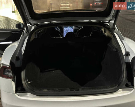 Белый Тесла Модель С, объемом двигателя 0 л и пробегом 186 тыс. км за 17600 $, фото 17 на Automoto.ua