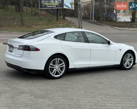 Белый Тесла Модель С, объемом двигателя 0 л и пробегом 257 тыс. км за 14550 $, фото 7 на Automoto.ua
