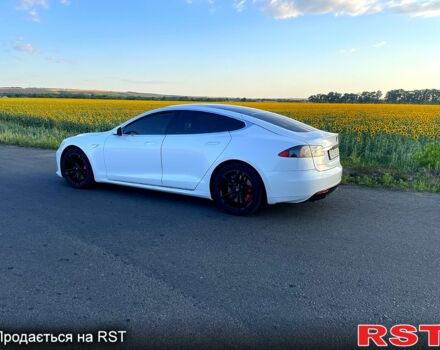 Білий Тесла Модель С, об'ємом двигуна 0 л та пробігом 168 тис. км за 14500 $, фото 3 на Automoto.ua