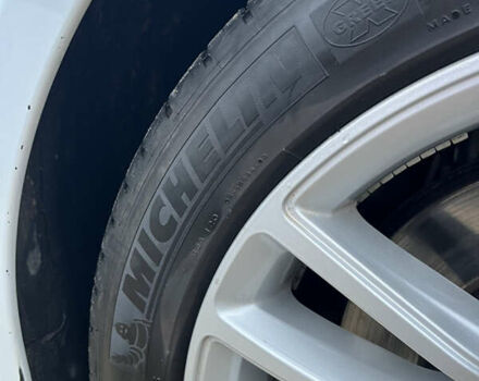 Белый Тесла Модель С, объемом двигателя 0 л и пробегом 162 тыс. км за 13990 $, фото 36 на Automoto.ua