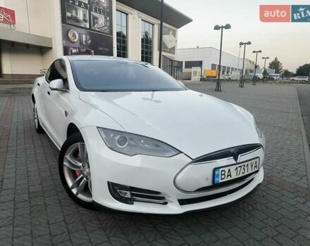 Белый Тесла Модель С, объемом двигателя 0 л и пробегом 213 тыс. км за 11900 $, фото 11 на Automoto.ua