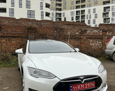 Белый Тесла Модель С, объемом двигателя 0 л и пробегом 162 тыс. км за 13990 $, фото 4 на Automoto.ua