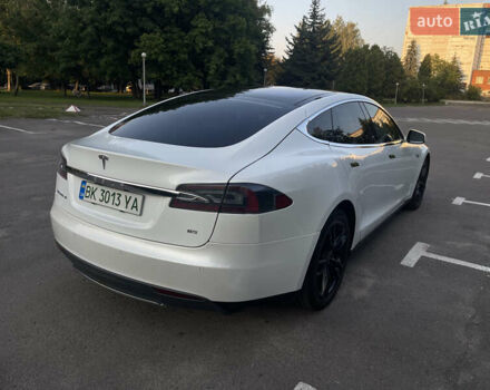 Білий Тесла Модель С, об'ємом двигуна 0 л та пробігом 249 тис. км за 13500 $, фото 5 на Automoto.ua
