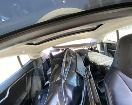 Білий Тесла Модель С, об'ємом двигуна 0 л та пробігом 163 тис. км за 8700 $, фото 30 на Automoto.ua