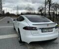Белый Тесла Модель С, объемом двигателя 0 л и пробегом 272 тыс. км за 16000 $, фото 1 на Automoto.ua