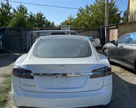 Білий Тесла Модель С, об'ємом двигуна 0 л та пробігом 163 тис. км за 8700 $, фото 12 на Automoto.ua