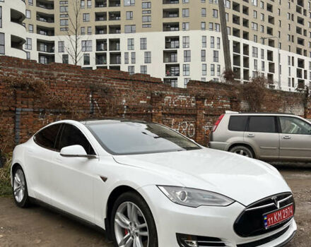 Белый Тесла Модель С, объемом двигателя 0 л и пробегом 162 тыс. км за 13990 $, фото 6 на Automoto.ua