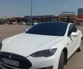 Белый Тесла Модель С, объемом двигателя 0 л и пробегом 240 тыс. км за 12899 $, фото 1 на Automoto.ua