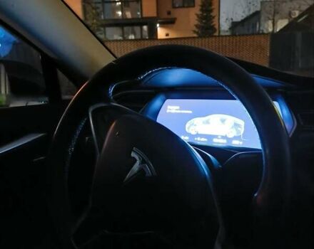 Белый Тесла Модель С, объемом двигателя 0 л и пробегом 116 тыс. км за 16000 $, фото 33 на Automoto.ua