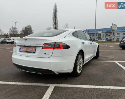 Белый Тесла Модель С, объемом двигателя 0 л и пробегом 217 тыс. км за 11200 $, фото 19 на Automoto.ua