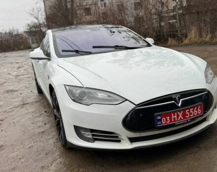 Белый Тесла Модель С, объемом двигателя 0 л и пробегом 393 тыс. км за 7999 $, фото 5 на Automoto.ua