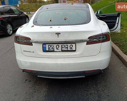 Белый Тесла Модель С, объемом двигателя 0 л и пробегом 400 тыс. км за 8700 $, фото 24 на Automoto.ua