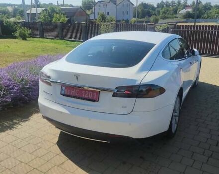 Тесла Модель С 2014 в Новояворовск на Automoto.ua Белый Тесла Модель С, объемом двигателя 0 л и пробегом 260 тыс. км за 13599 $, фото 42 на Automoto.ua