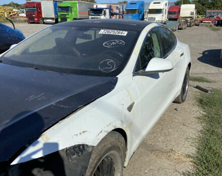 Білий Тесла Модель С, об'ємом двигуна 0 л та пробігом 163 тис. км за 8700 $, фото 19 на Automoto.ua