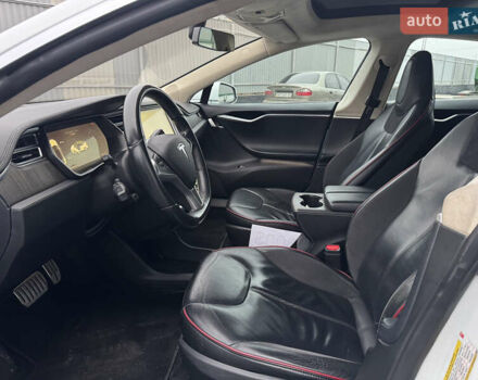 Белый Тесла Модель С, объемом двигателя 0 л и пробегом 80 тыс. км за 13500 $, фото 8 на Automoto.ua