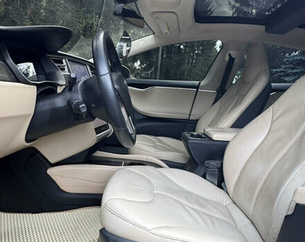 Білий Тесла Модель С, об'ємом двигуна 0 л та пробігом 169 тис. км за 14399 $, фото 9 на Automoto.ua