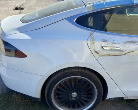 Білий Тесла Модель С, об'ємом двигуна 0 л та пробігом 163 тис. км за 8700 $, фото 9 на Automoto.ua