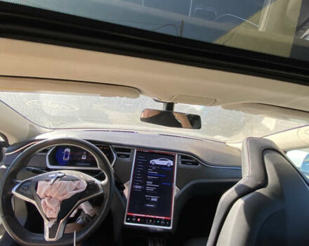 Білий Тесла Модель С, об'ємом двигуна 0 л та пробігом 163 тис. км за 8700 $, фото 32 на Automoto.ua