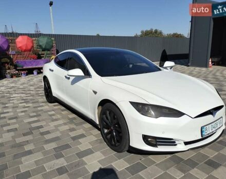 Белый Тесла Модель С, объемом двигателя 0 л и пробегом 195 тыс. км за 12000 $, фото 2 на Automoto.ua