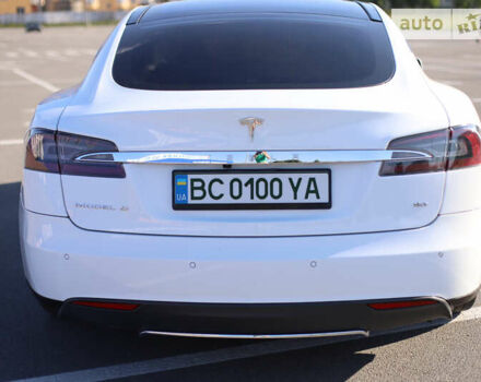 Білий Тесла Модель С, об'ємом двигуна 0 л та пробігом 130 тис. км за 22500 $, фото 24 на Automoto.ua